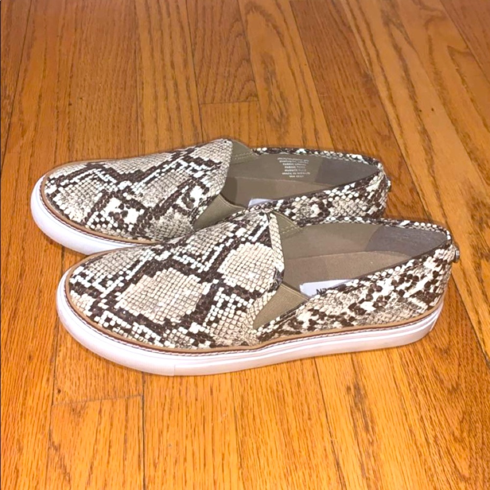 slip on shoes